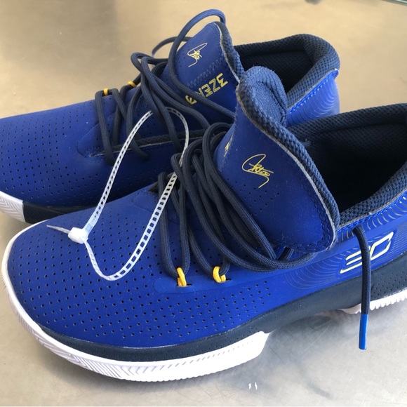 Under Armour Shoes Under Armour Stephen Curry 3zero Basketball